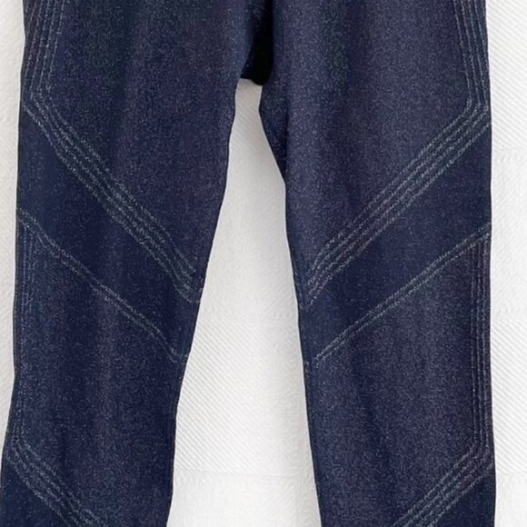 Athleta Sparkle Twilight Metallic Tight Athletic Leggings Navy‎ Blue Size XS - Picture 6 of 7